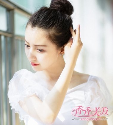 �д�У��������ҵ���ͷ ѧ��Ů���������������𳤷�����