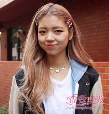 �зִ��˷���ͼƬ �з���ô��ǰ���ͷ��