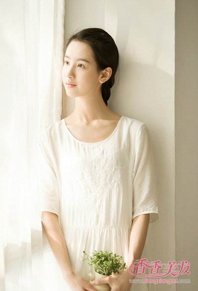 ��������ս���¶���У�������ഺ�л��� �¶�����Щ�ʺ�ѧ������Ů����