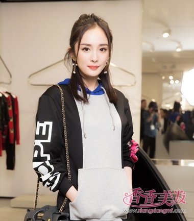 ���ݱ���֤���ڵ���ʱ�С�Ů�� ���ݼ�����Ƥ��������������Ů