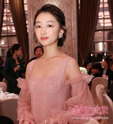 �ܶ��̷�����+�������������Ƥ���� �ܶ�������Ů��������̷�����