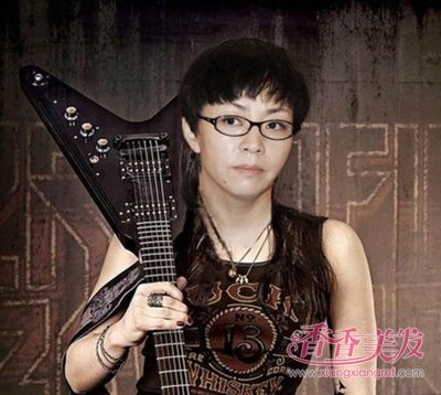 ��Ц���������ε������ݿ��� �ε������귢���е�˧