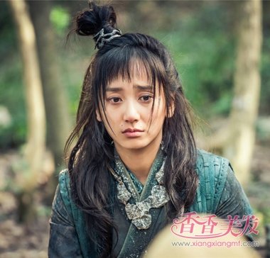 ���䶯Ǭ����������ױ�շ��� ������װ������һɫ��β��