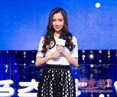 ������ʫʫ�׳���˭���� ��Ů���ǰ׳�����δ��䷢��