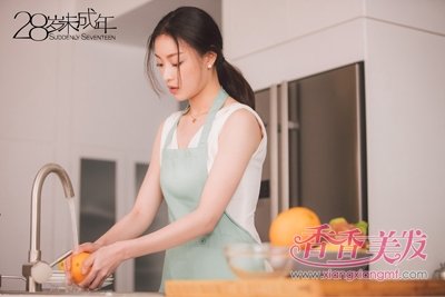 ��28��δ���꡷��Ů����Ů���������л� ������������ﲻͬ���ķ���