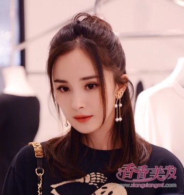 ��������ֱ���ֻ�̫��Ƥ �����������ü��䷢�����ɺ���Ů