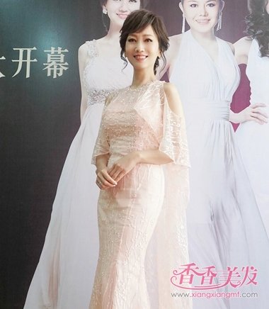 ����֥��ɫȹ����������ʮ�� 60+����֥�������ŷ������ﲻ�Ϸ����Ů