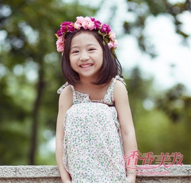 ��СѧŮ��������ͷ�� СѧŮ��Ư������ͼƬ