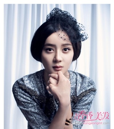 Ԭɺɺ˫����ͷ����������Ů ԬɺɺƯ������Խ��ԽŮ��