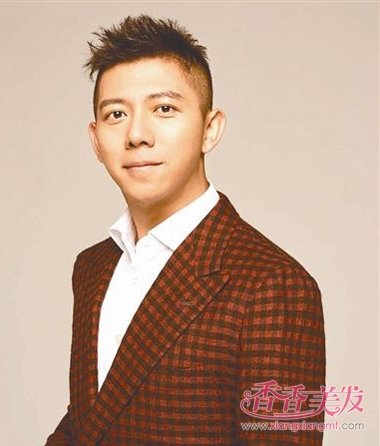 ����Ȫ���֤��Ƭ��Ȼ�����еģ��� ����Ȫ����������ʿ�����̵�