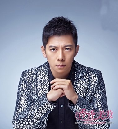 ����Ȫ���֤��Ƭ��Ȼ�����еģ��� ����Ȫ����������ʿ�����̵�