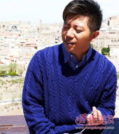 ����Ȫ���֤��Ƭ��Ȼ�����еģ��� ����Ȫ����������ʿ�����̵�