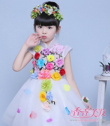 Ҫ��һ�ߵĶ�ͯ��̨���ݵ�ͷ����ô���ÿ� ��̨��ʲôͷ���ÿ�