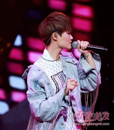 ����������͡�������Ȼ�� �����硱�紺���Զ̷���չ����˧��