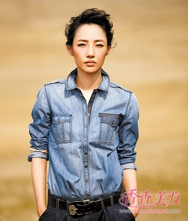 ���Ϸ�����ľ��3��25�տ������� Ů���װٺ�ְ����������˧������