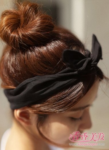 ���·���ɢ��������ͷ����ôŪ ����Ů��������ͷ��