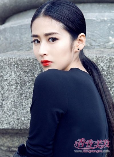 ����ӱ�������ĳ�ֱ�������� ӱ������ʾ������Ů�񳤷�����