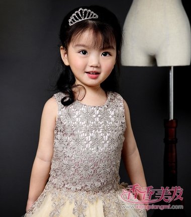 Ů���ݳ��ɰ���ë������ô�� Ů����Ư���ɰ����ݳ�����