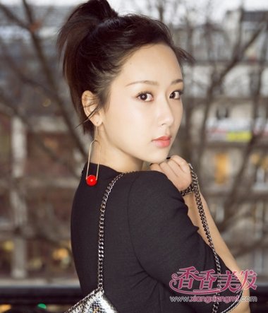 �����е����ϰ��迴���鶯���� ������Ƥ�������ͺ���Ů