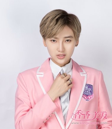 ˧t��������Щ ��ѧ���Ƚ�˧�ķ���˧�����еĶ̷�����������Ů