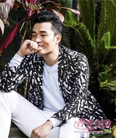 �º���ǰ������Ŷӣ� �������ˡ��º��ַ̰����е���