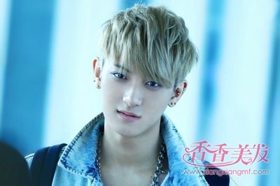 �˶����л���躵���ȫ�� �����˧�����̷�����