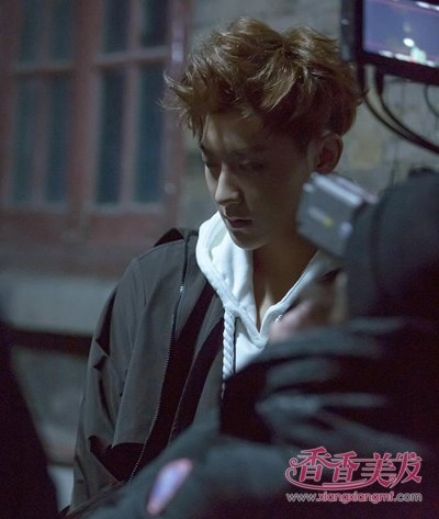 �˶����л���躵���ȫ�� �����˧�����̷�����