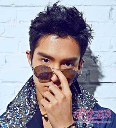 ���������ϡ�ʢһ����������ָ�߸����� ʢһ��������ɫ���̷����͸����з���