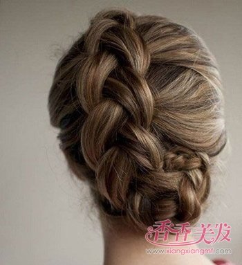 Ů����ֱ���෢���� ֱ���෢����ͼƬ����