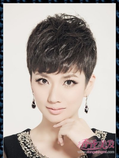 ������Ů��������ͷ�ഺ���� ����ʾ�����������ж̷�����