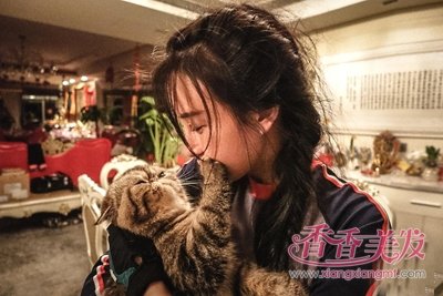 ��è+ĸ�����Ż��泬�� ĸ�����������ճ���Ů����