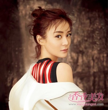 ���ӷ��������������Ԫ������ Ů��ʾ���������̷���������