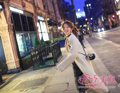 ʩʫ��β���ľ�����Ů�� ʩʫʾ��С���·���