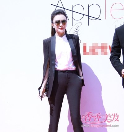 ������Ů�񵽰���Ů����᰾Ϳ����̷� ������ʷ��ʹ�����Ů�����