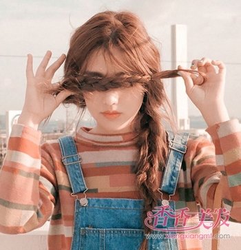 Ůѧ��ƽʱͷ����ô�� ����Ů����ʲô������Ư��