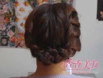 ���ͷ����ô�� �ʺ����ͷ���ı෢