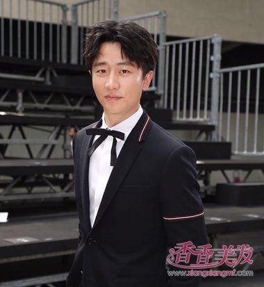 ����������������Ƿ�������һ������ ������ɫ���̷�������fashion