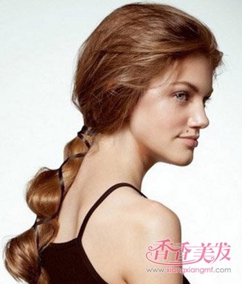 怎么扎马尾看起来随意点 随意马尾扎法