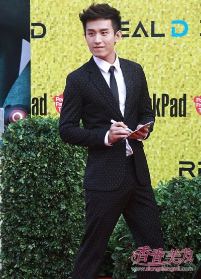 �������װ������������ ������̷��߹�˧��