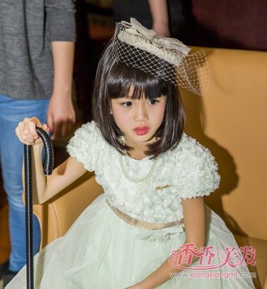 ���������˶��Ů��̩�� ����ʾ����ȷ����СŮ������������