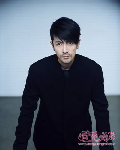 ��³һ�̷�����ů�б�ɫ ��³һ���������̷�����