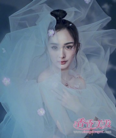 �����ϡ�ʱ�а�ɯ��5�·��� �������������һ����λ�����ͷ����