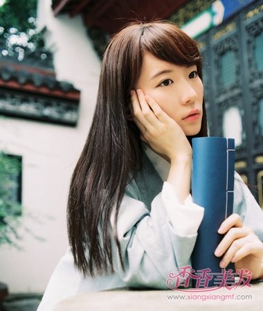 �����Լ��ڼҼ��뷢β Ů���������뷢�ÿ�