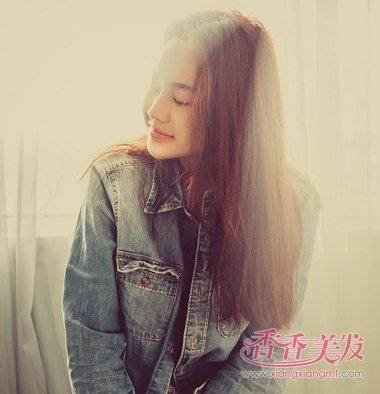 �����Լ��ڼҼ��뷢β Ů���������뷢�ÿ�