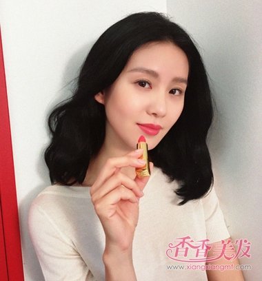 ��ʫʫ���º�ɫ���̷�����һƬ ��ʫʫ��ɫ���ͽ���