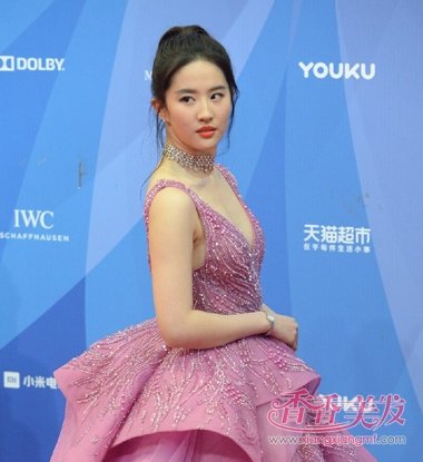 ��Ӱ�ڿ�Ļ��̺��Ů�Ƕ��� ����ӱ����ƹ���ͮ��̺����PK