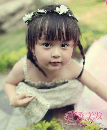 С���ӵ�ͷ���ܶ���ô����ȥ���� Ů��������ͷ����������ͻ���ˬ�ܶ�