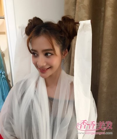 ӣ������Ǿޱ�����˱Ȼ��� �ж���ѪŮ��ʾ��������������