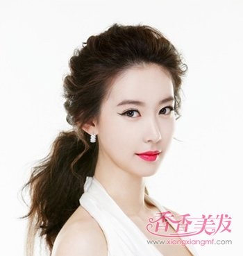 ����Ů���췢�� 2018�ʺϰ�������з���