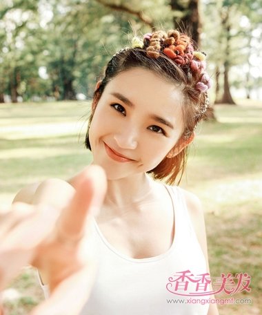 ����׿ΰ������ɾ���Ů�ǣ��� ����꿳��Ķ̷�������������